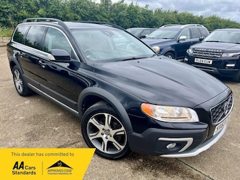Used Volvo XC70 2013 for sale - 78802943: Photo