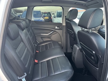 Used Ford Kuga 2010 for sale - 77171374: Photo