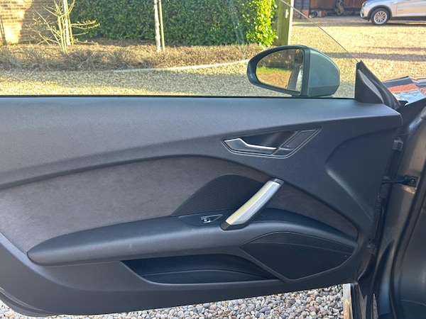 Used Audi TT 2015 for sale - 74030939: Photo 16