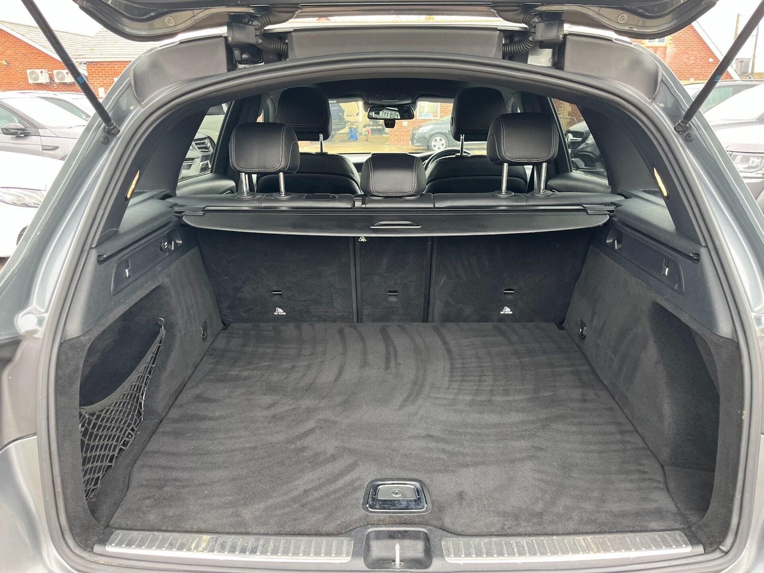 Used Mercedes-Benz GLC 2016 for sale - 78064373: Photo 10