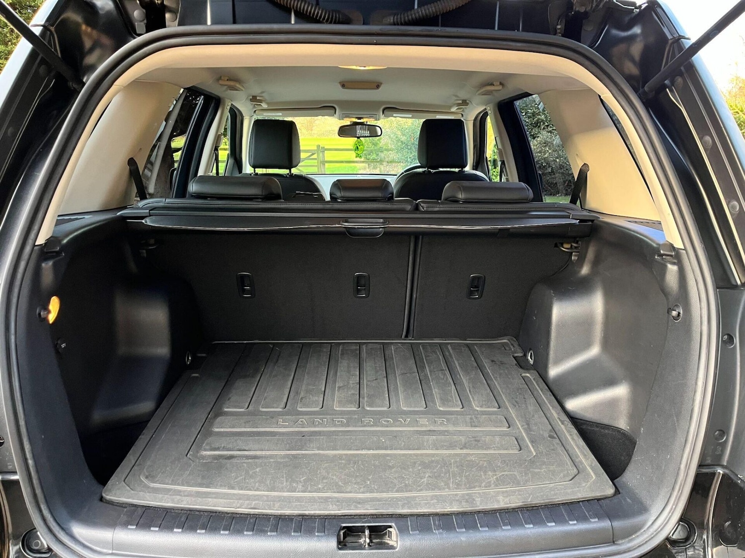 Used Land Rover Freelander 2 2012 for sale - 76829675: Photo 29