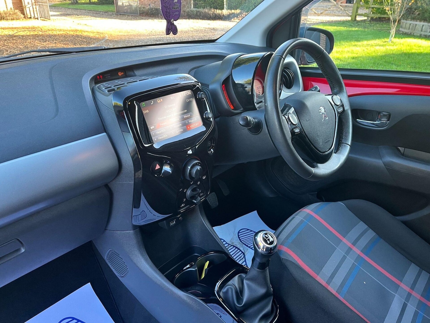 Used Peugeot 108 2015 for sale - 77199302: Photo 24