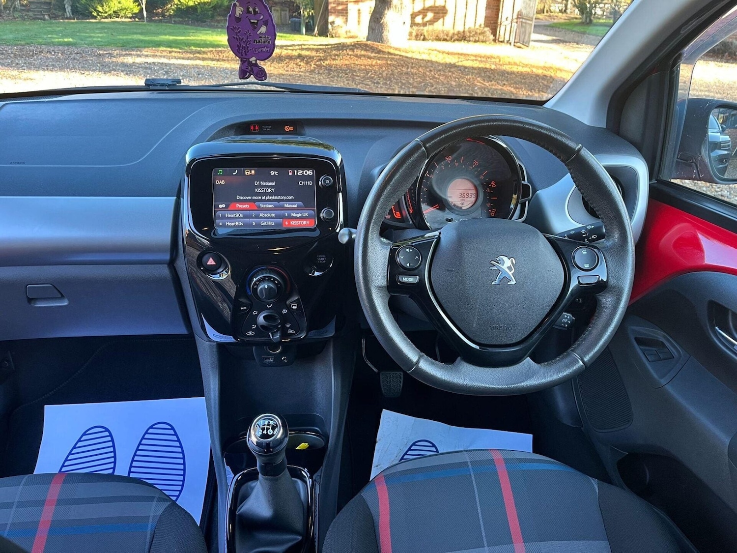 Used Peugeot 108 2015 for sale - 77199302: Photo 6