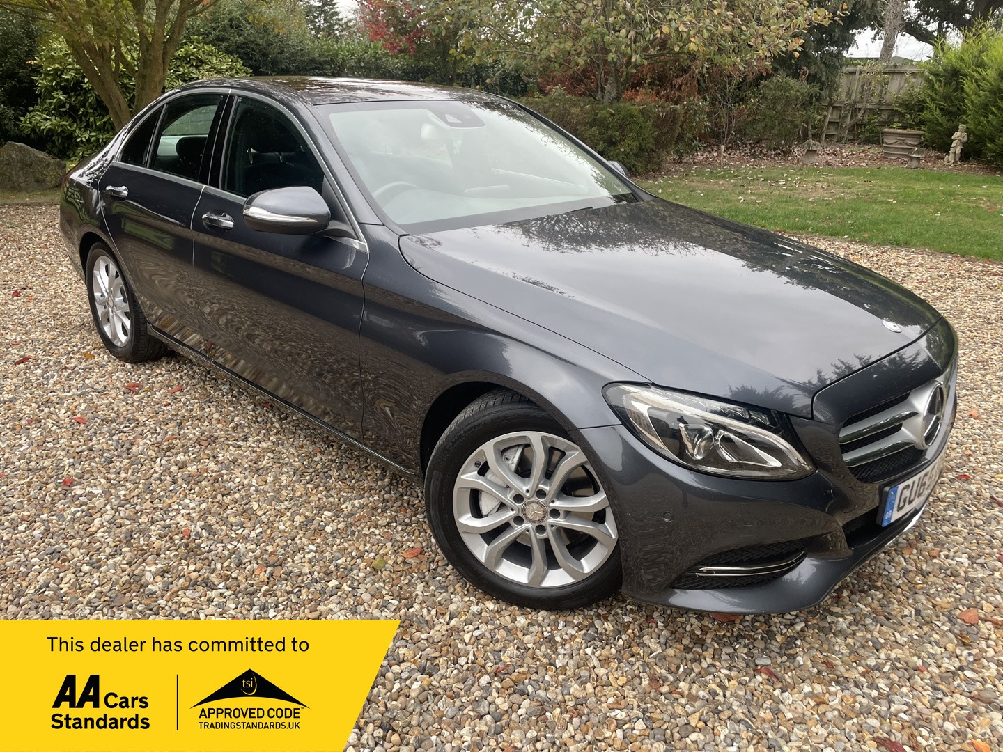 Used Mercedes-Benz C Class 2015 for sale - 76149372: Photo 1