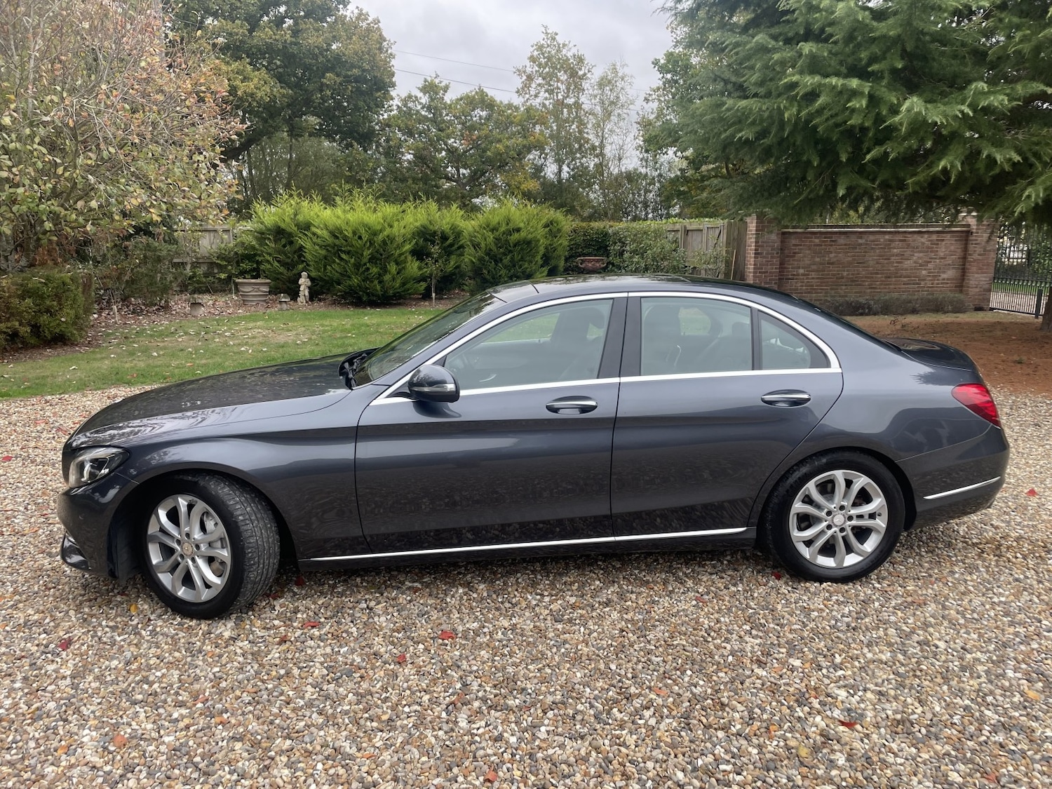 Used Mercedes-Benz C Class 2015 for sale - 76149372: Photo 7
