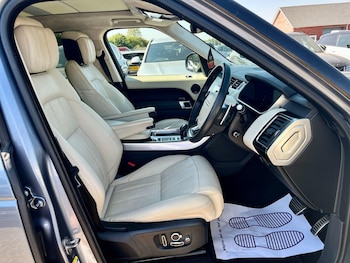 Used Land Rover Range Rover Sport 2019 for sale - 79507321: Photo