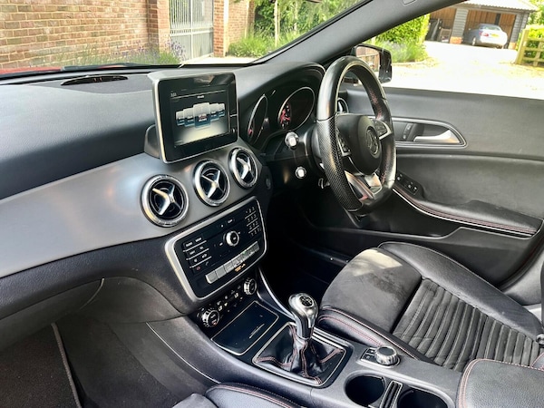 Used Mercedes-Benz CLA 2017 for sale - 75084047: Photo 2
