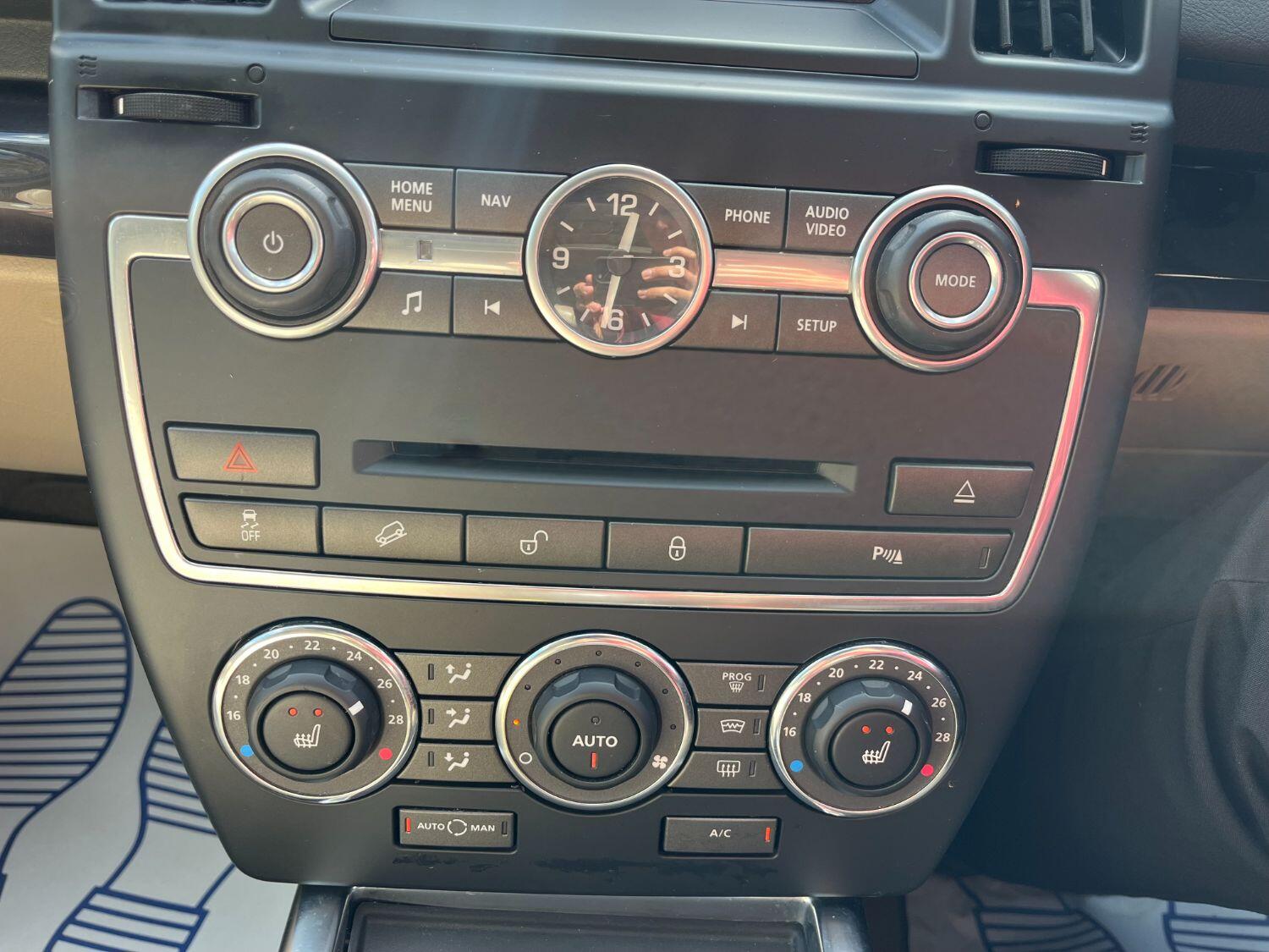 Used Land Rover Freelander 2 2013 for sale - 75898532: Photo 21