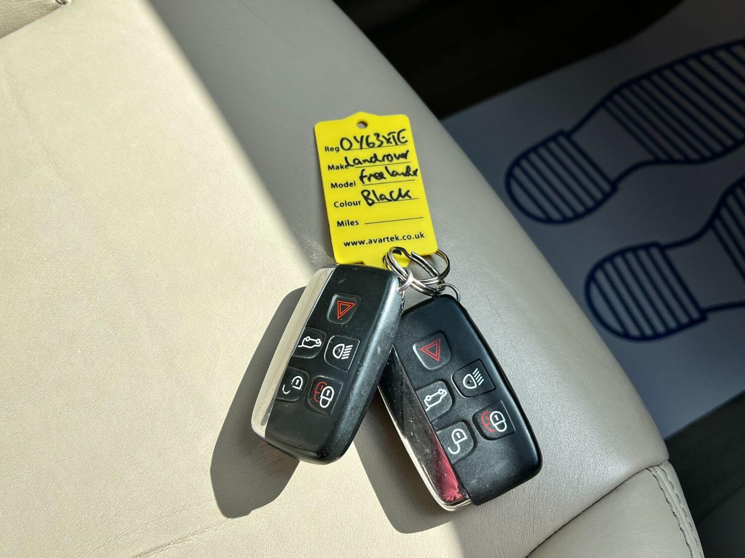 Used Land Rover Freelander 2 2013 for sale - 75898532: Photo 25