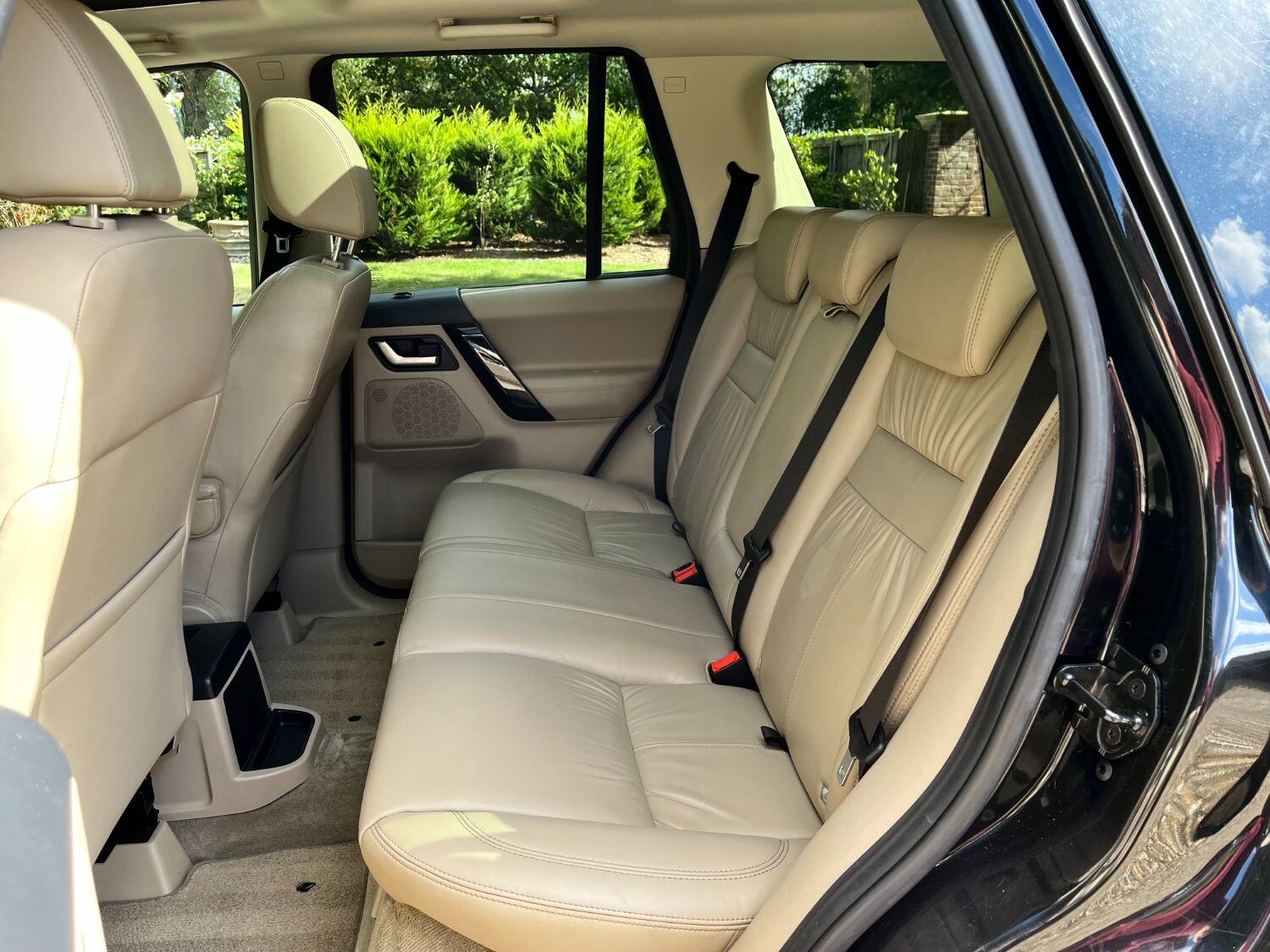 Used Land Rover Freelander 2 2013 for sale - 75898532: Photo 32