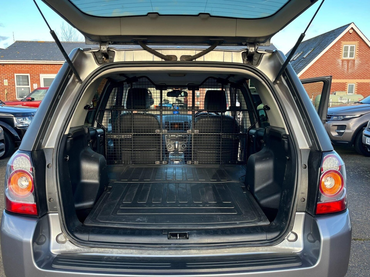 Used Land Rover Freelander 2 2013 for sale - 77171376: Photo 20