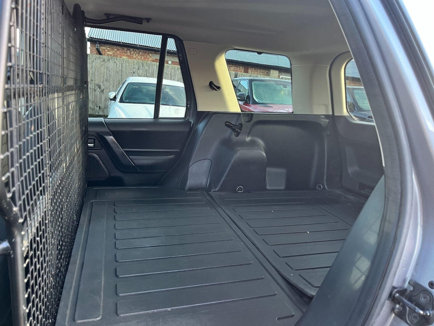 Used Land Rover Freelander 2 2013 for sale - 77171376: Photo 7