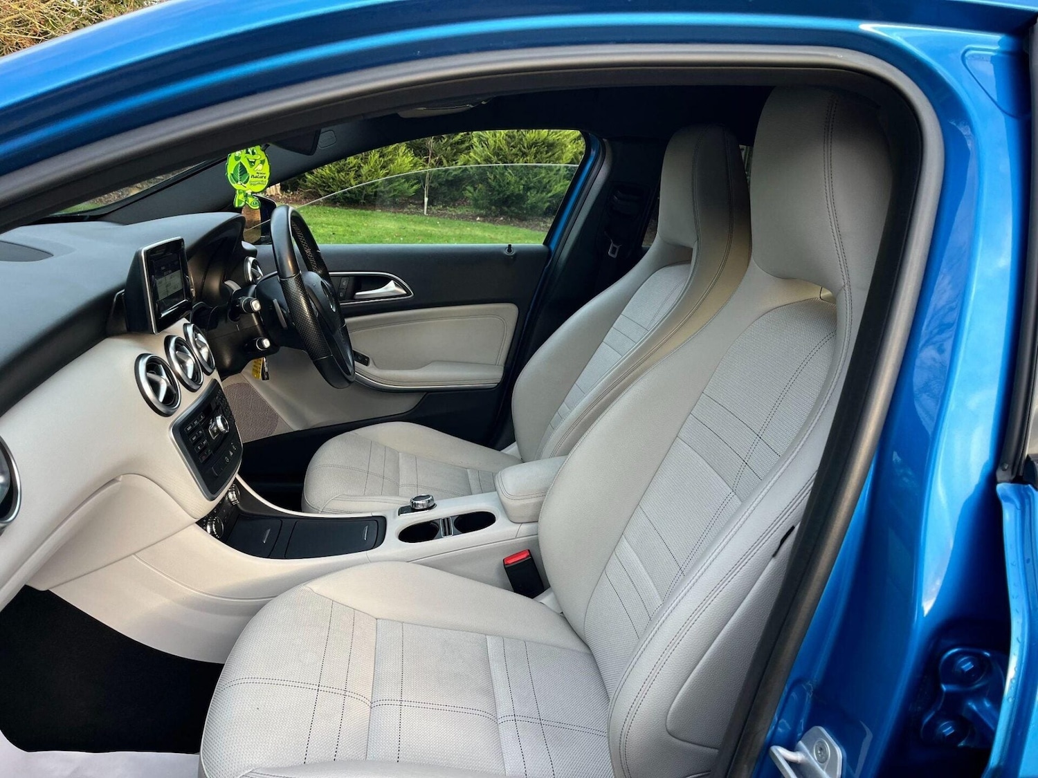 Used Mercedes-Benz A-Class 2014 for sale - 77421340: Photo 17