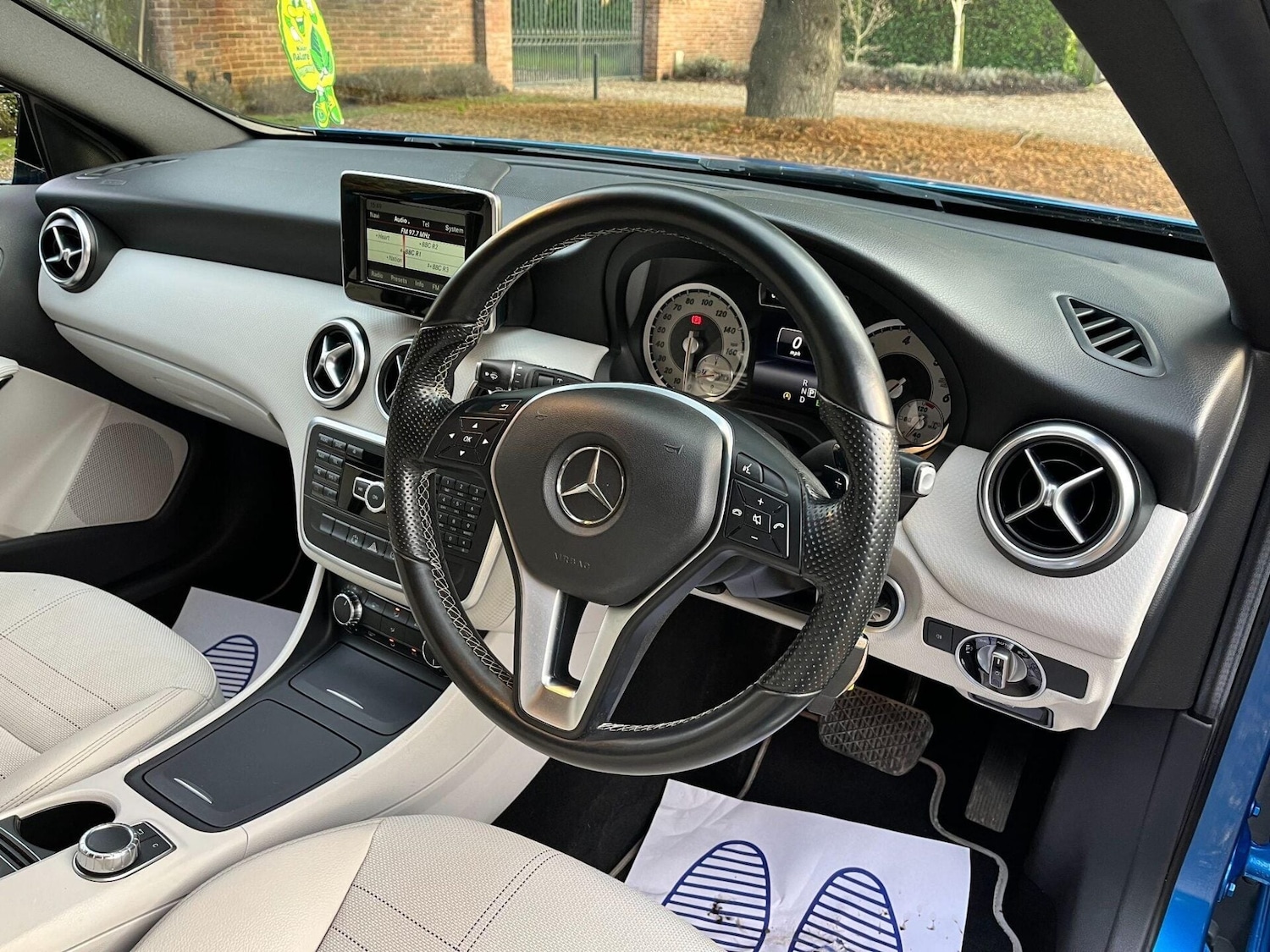 Used Mercedes-Benz A-Class 2014 for sale - 77421340: Photo 28