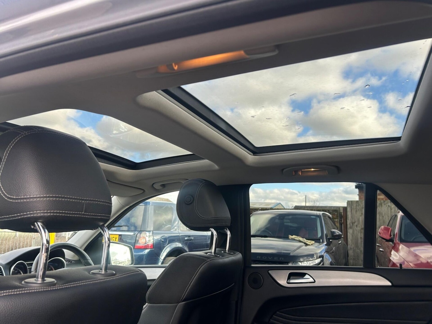 Used Mercedes-Benz M Class 2015 for sale - 77546266: Photo 2