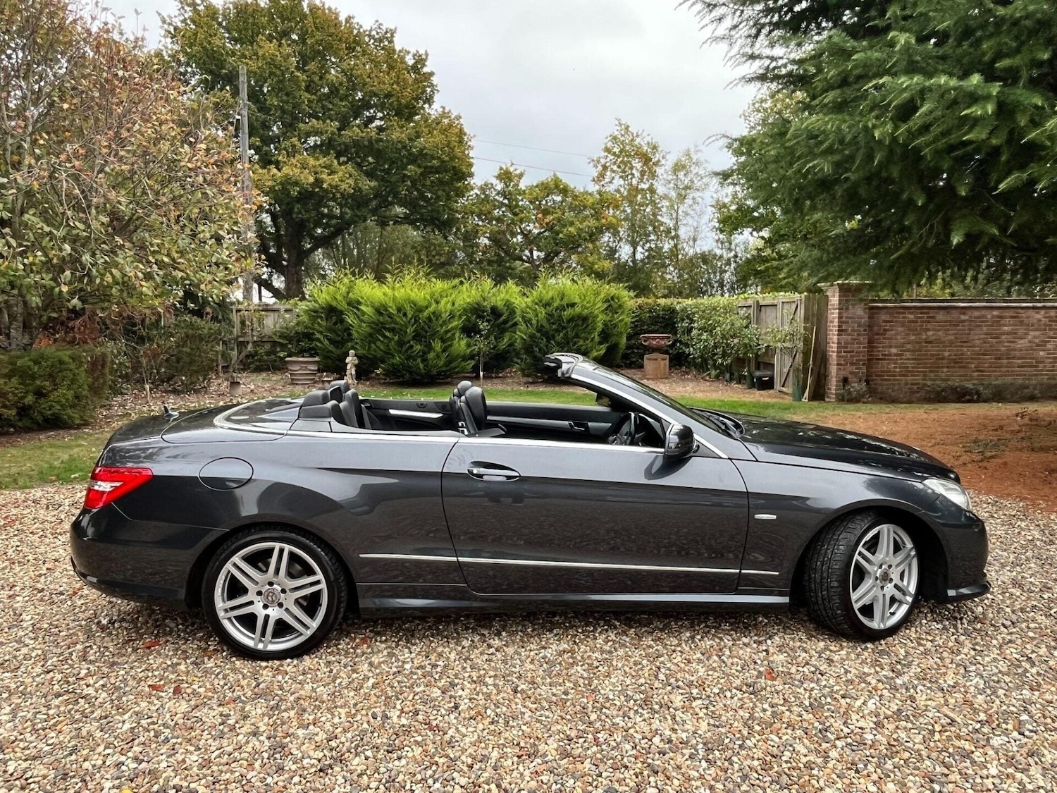 Used Mercedes-Benz E Class 2011 for sale - 77199342: Photo 15