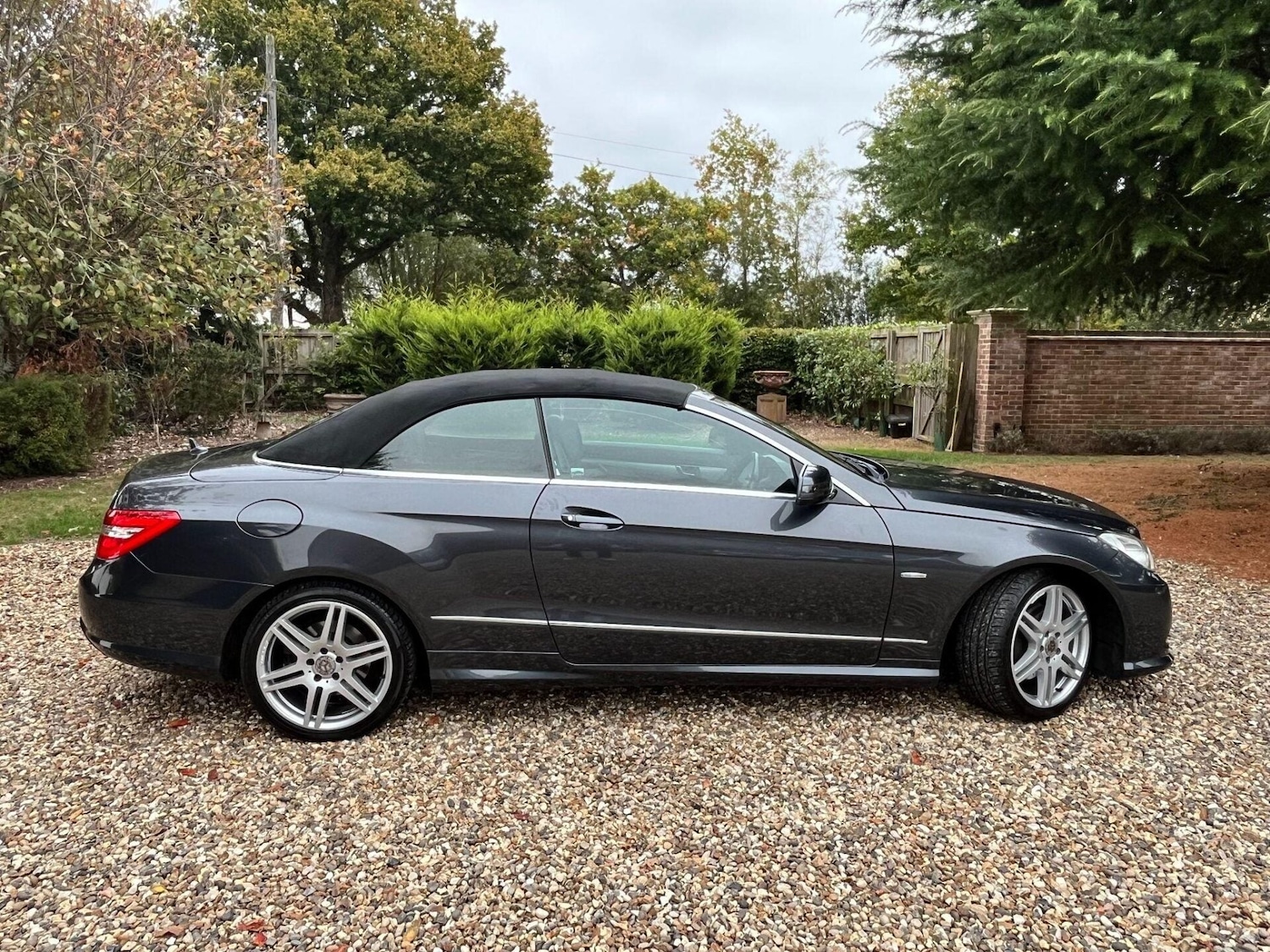 Used Mercedes-Benz E Class 2011 for sale - 77199342: Photo 30