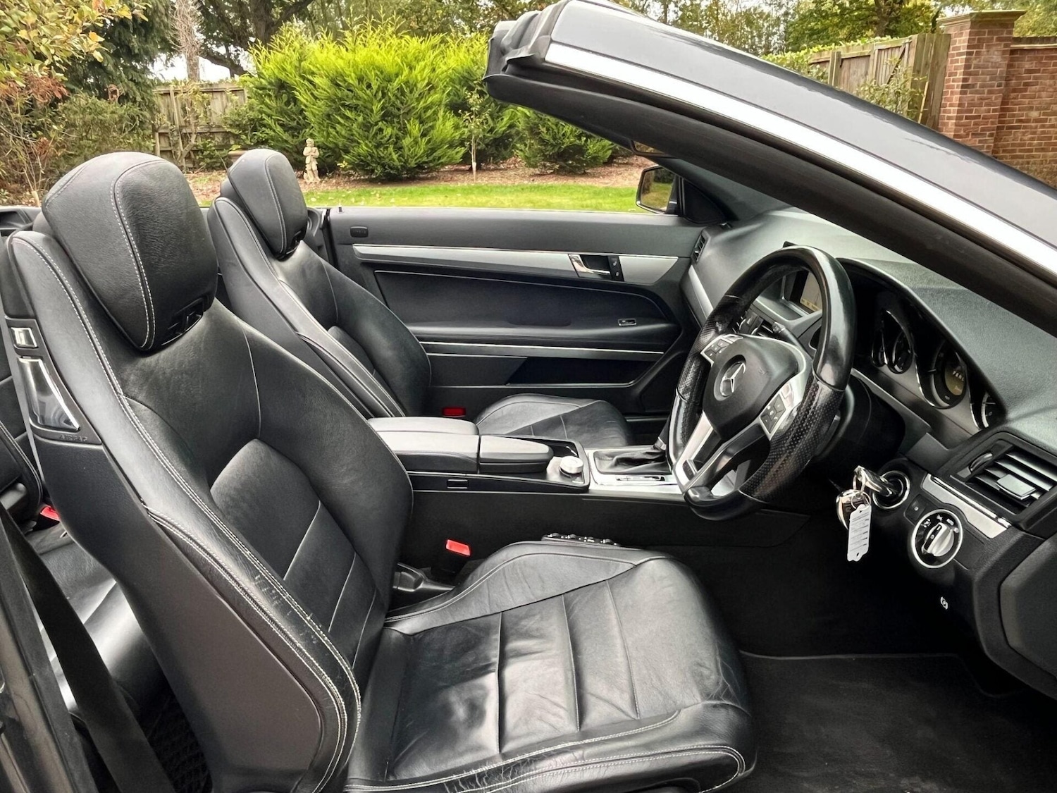 Used Mercedes-Benz E Class 2011 for sale - 77199342: Photo 35