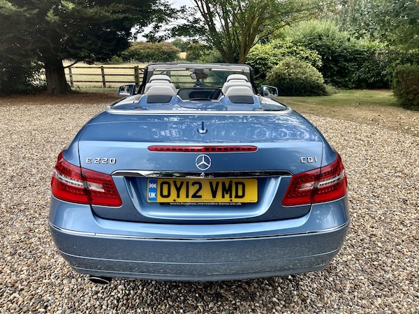 Used Mercedes-Benz E Class 2012 for sale - 76286984: Photo 11