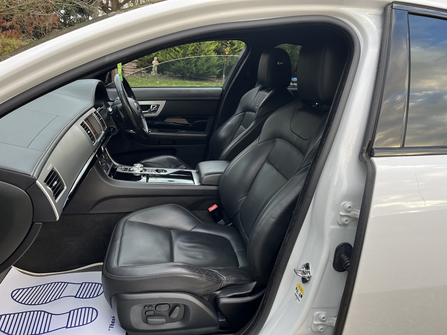 Used Jaguar XF 2014 for sale - 76591526: Photo 28