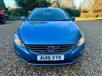 Used Volvo V60 2016 for sale - 76776422: Photo