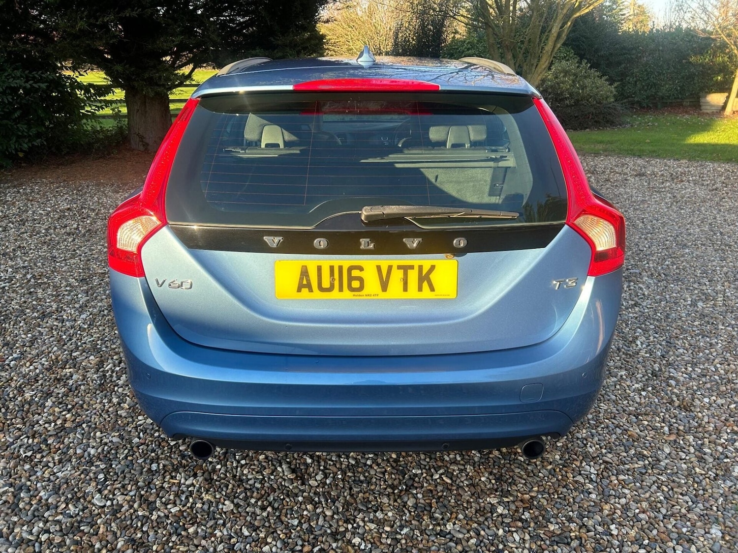 Used Volvo V60 2016 for sale - 76776422: Photo 9