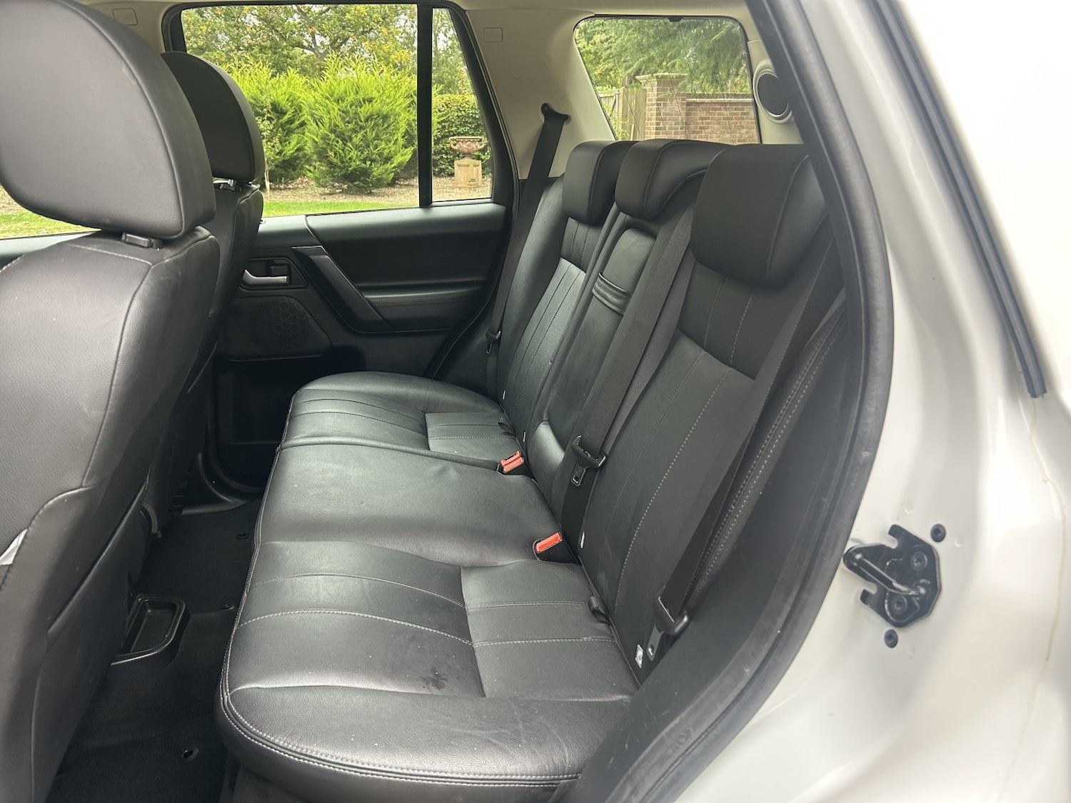 Used Land Rover Freelander 2 2011 for sale - 76231661: Photo 17