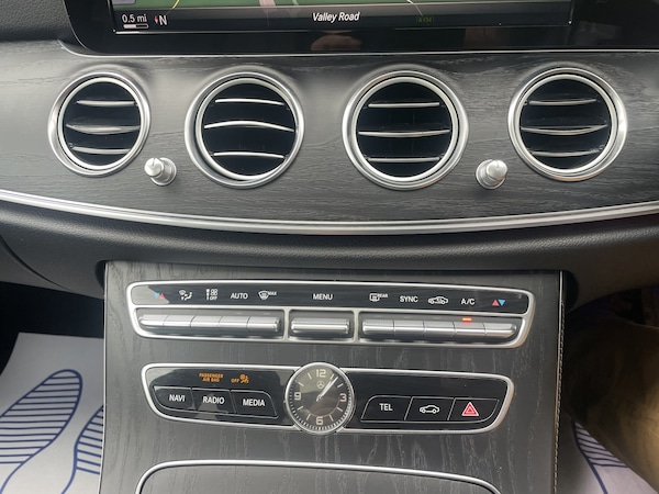 Used Mercedes-Benz E Class 2018 for sale - 76268536: Photo 40