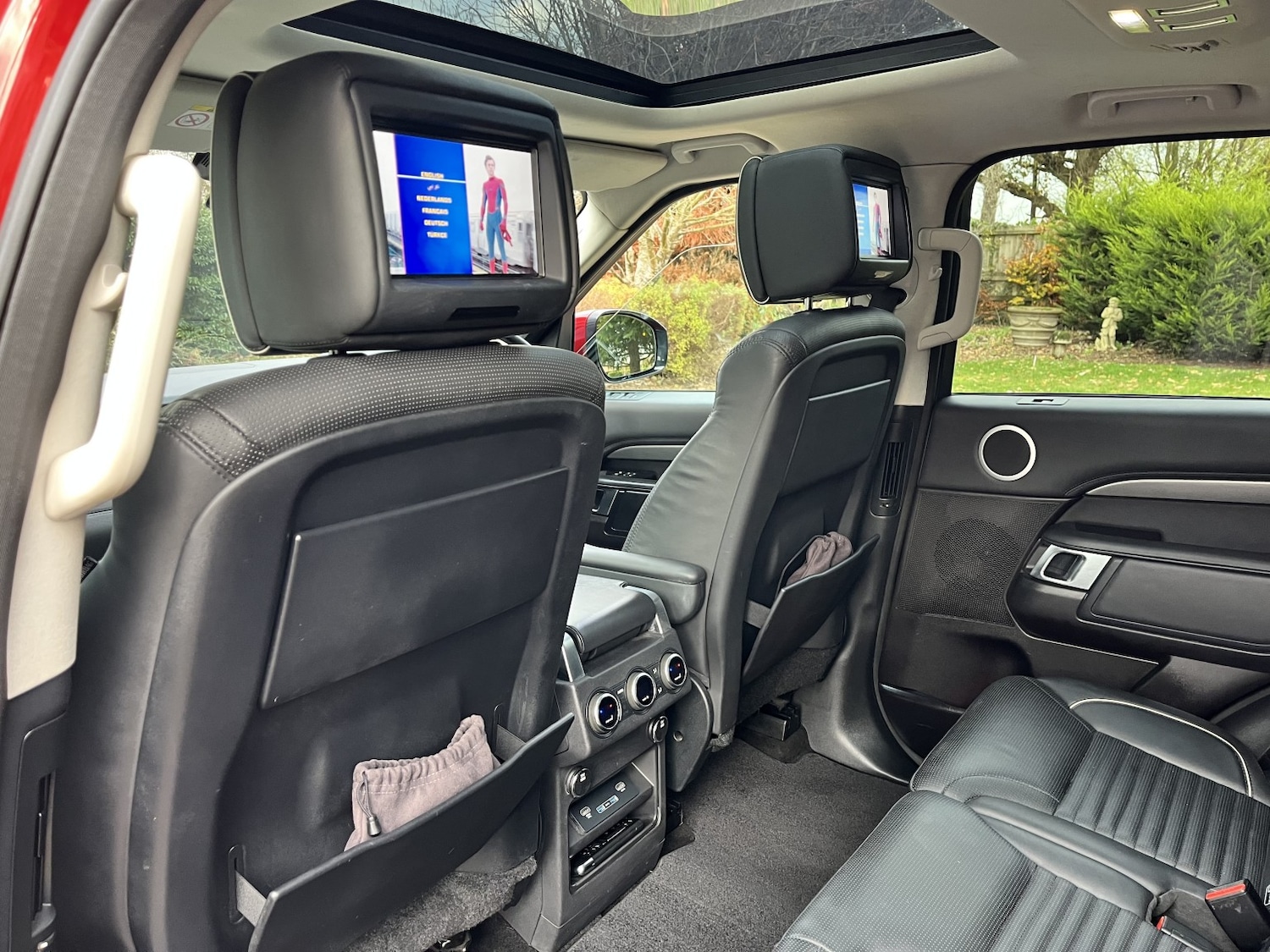 Used Land Rover Discovery 2017 for sale - 76605634: Photo 15