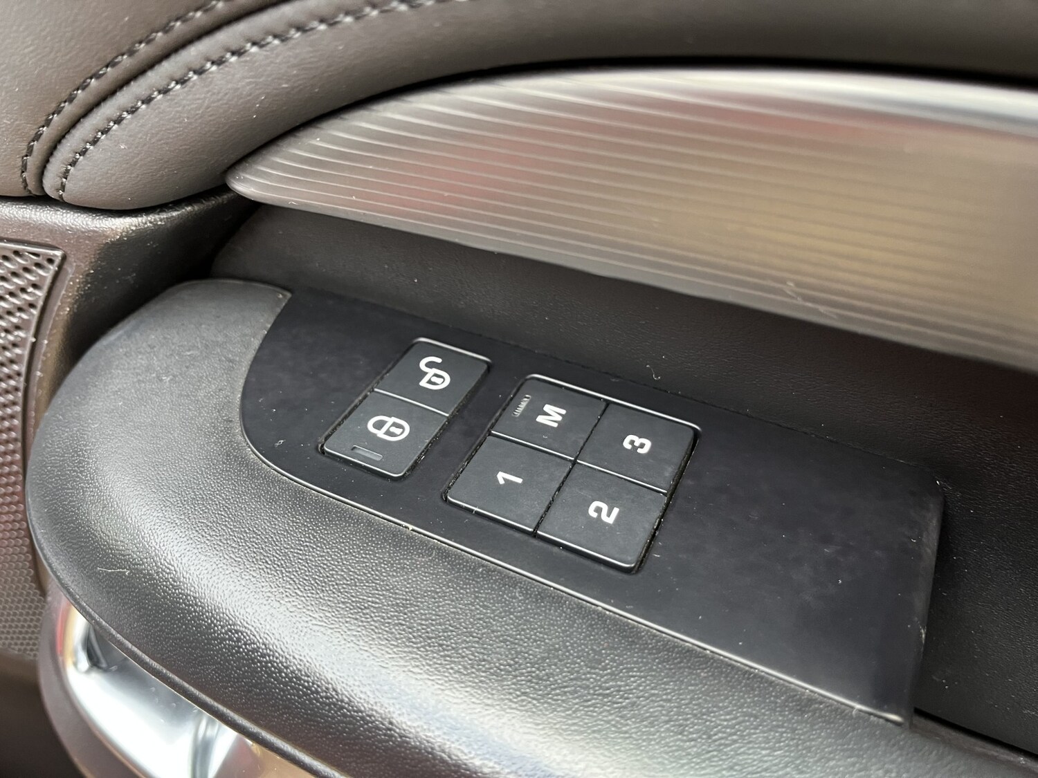 Used Land Rover Discovery 2017 for sale - 76605634: Photo 25