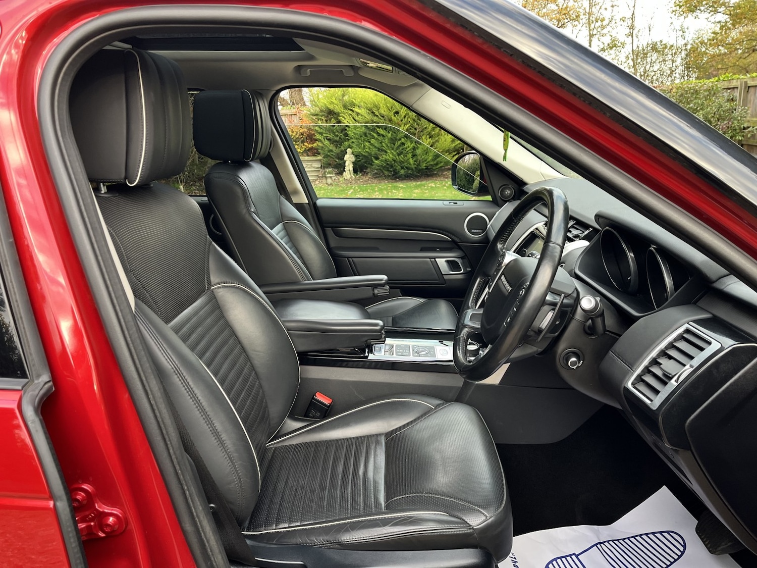 Used Land Rover Discovery 2017 for sale - 76605634: Photo 37