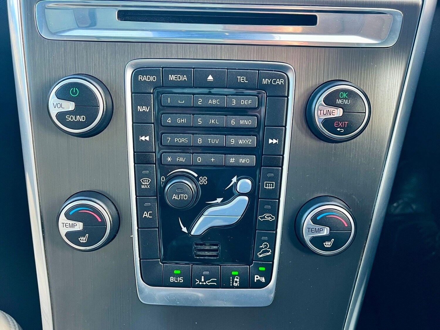 Used Volvo XC60 2013 for sale - 78095672: Photo 17