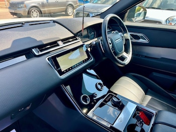 Used Land Rover Range Rover Velar 2018 for sale - 79419921: Photo