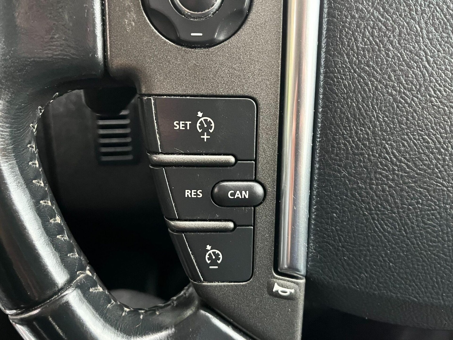 Used Land Rover Discovery 2014 for sale - 76776428: Photo 21