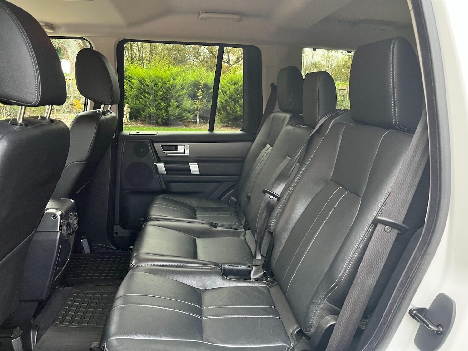 Used Land Rover Discovery 2014 for sale - 76776428: Photo 31