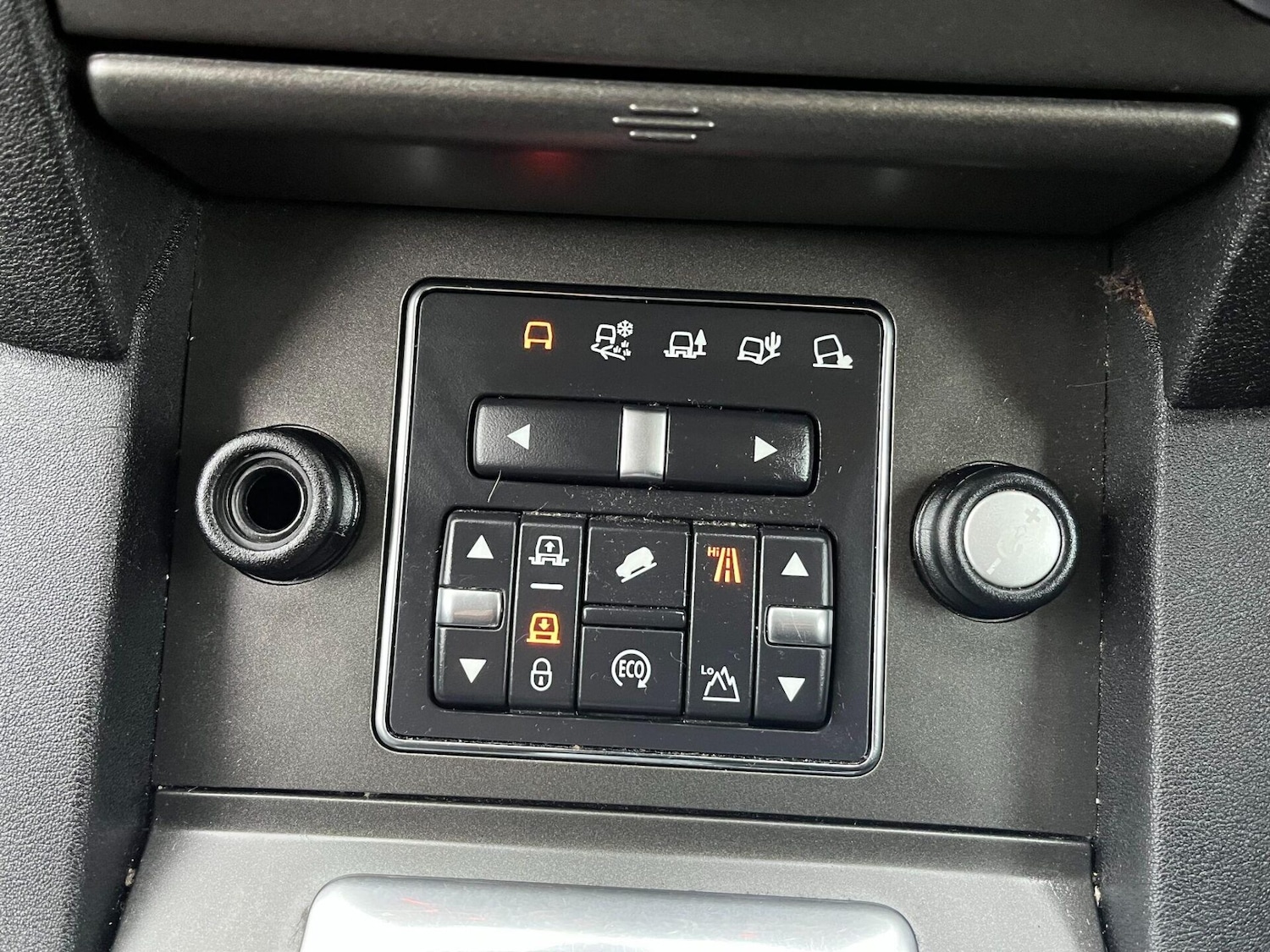 Used Land Rover Discovery 2014 for sale - 76776428: Photo 32