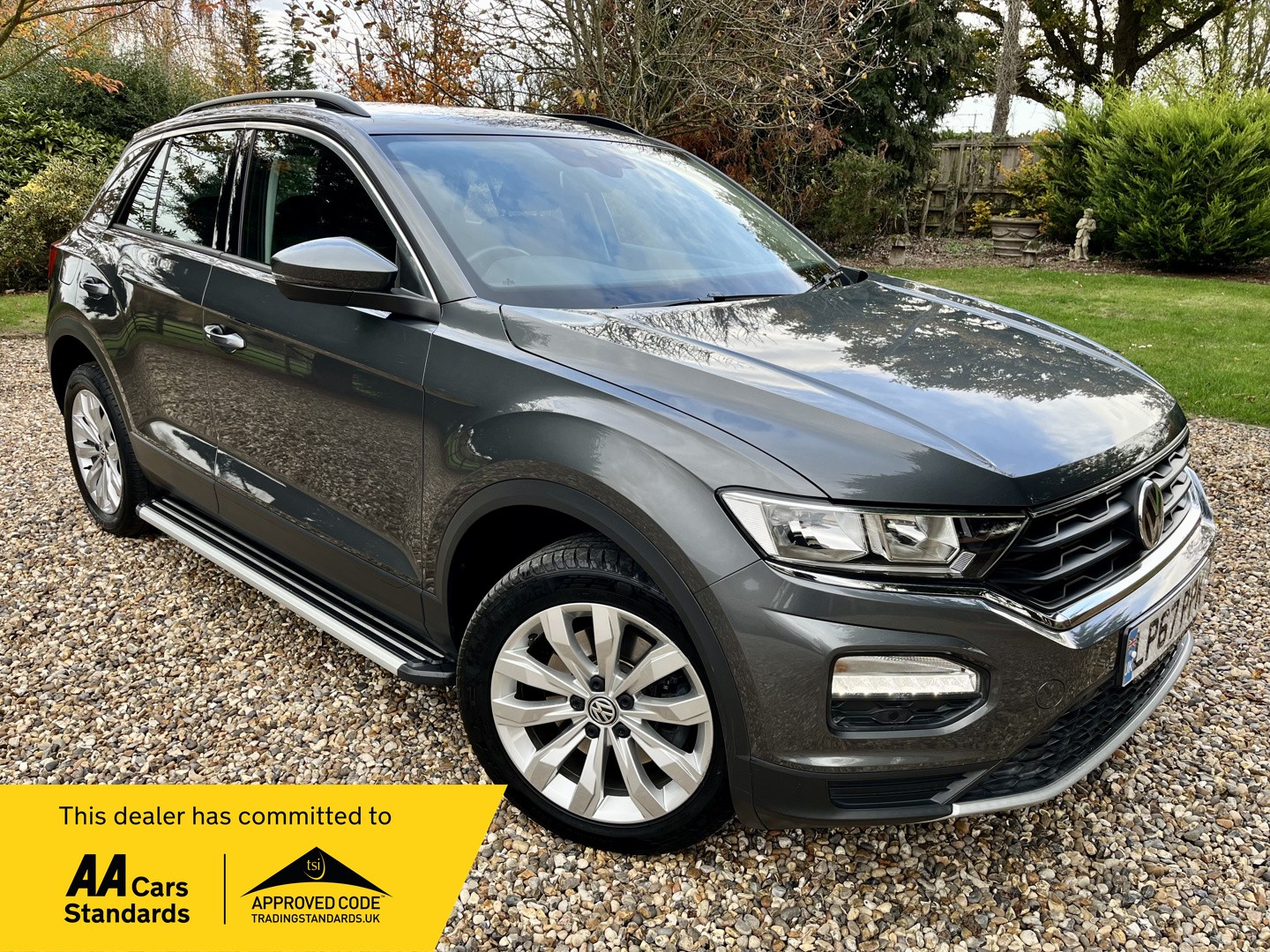 Used Volkswagen T-Roc 2018 for sale - 76455341: Photo 1
