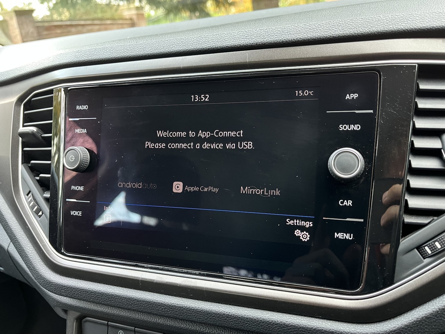 Used Volkswagen T-Roc 2018 for sale - 76455341: Photo 14