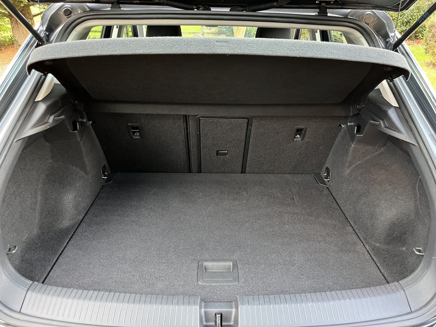 Used Volkswagen T-Roc 2018 for sale - 76455341: Photo 9