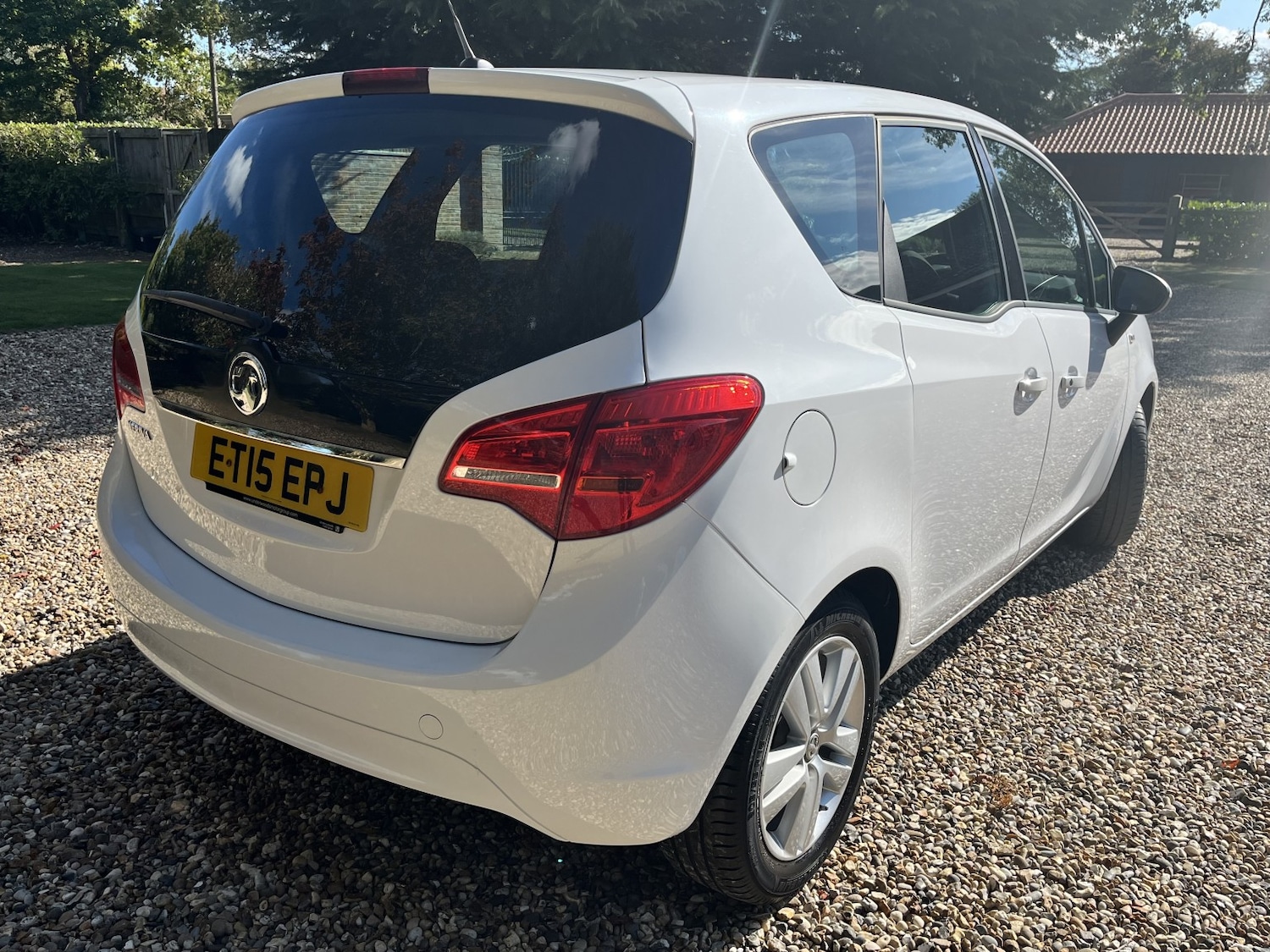 Used Vauxhall Meriva 2015 for sale - 76712944: Photo 16