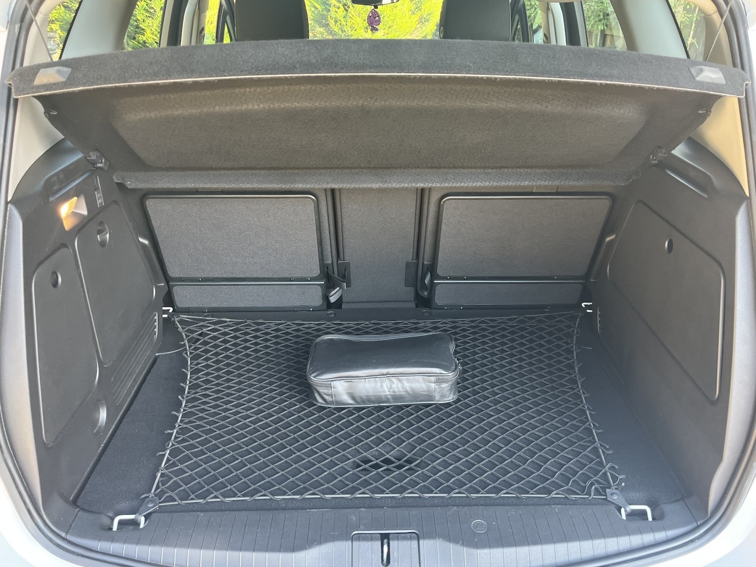 Used Vauxhall Meriva 2015 for sale - 76712944: Photo 9