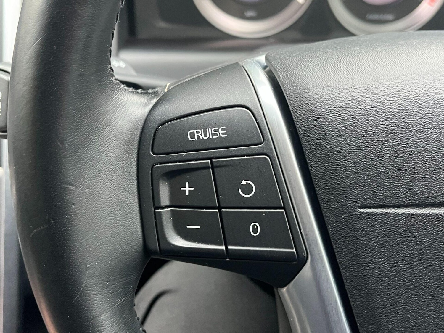 Used Volvo XC60 2011 for sale - 76776460: Photo 23