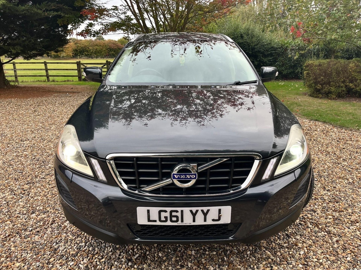 Used Volvo XC60 2011 for sale - 76776460: Photo 3