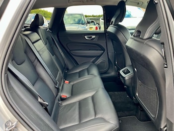 Used Volvo XC60 2020 for sale - 79563492: Photo