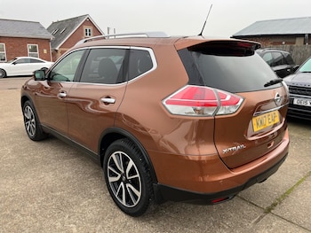 Used Nissan X-Trail 2017 for sale - 77687437: Photo