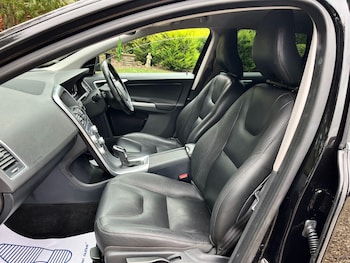 Used Volvo XC60 2016 for sale - 75644292: Photo 2