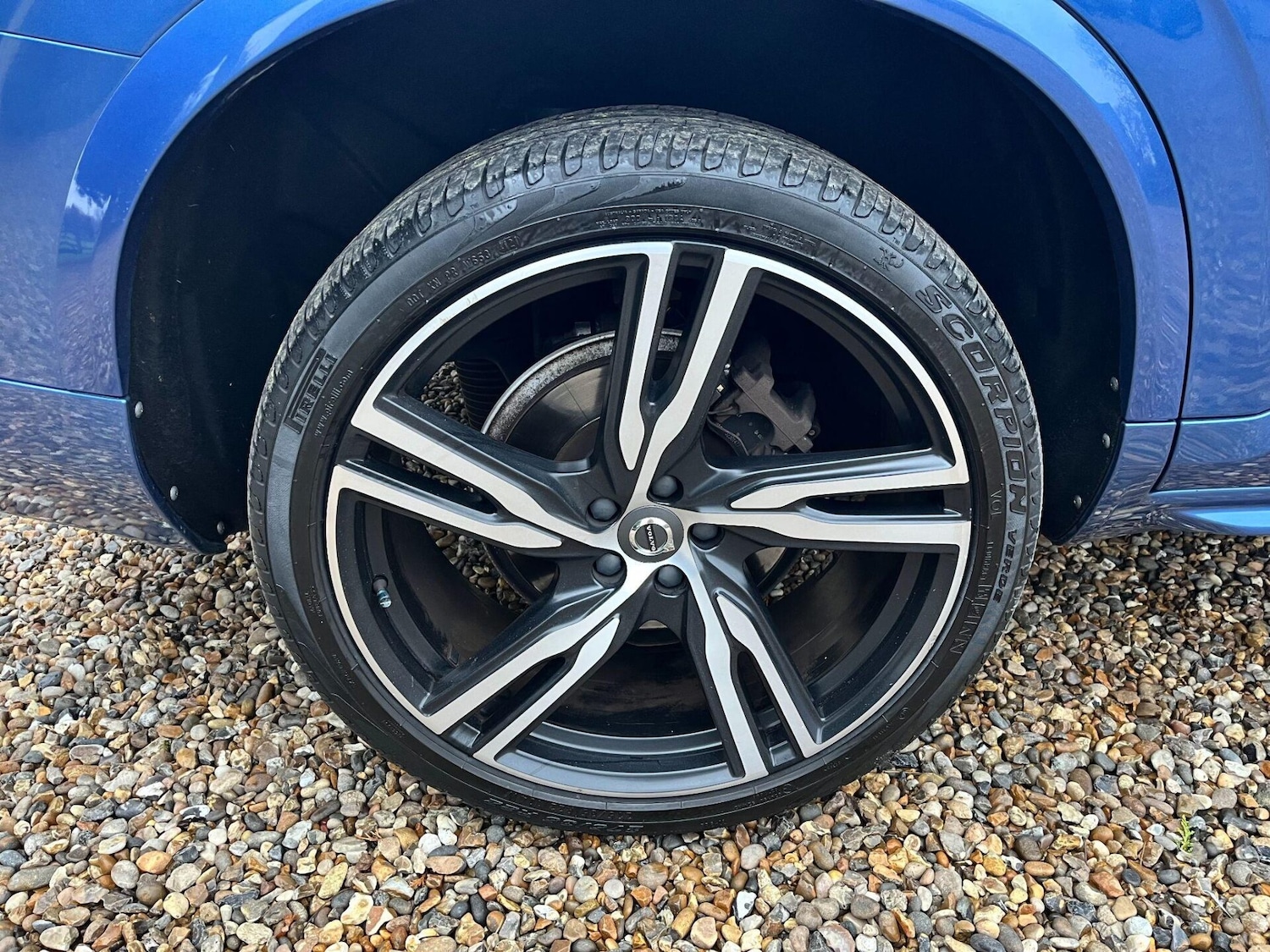 Used Volvo XC90 2017 for sale - 76776397: Photo 42