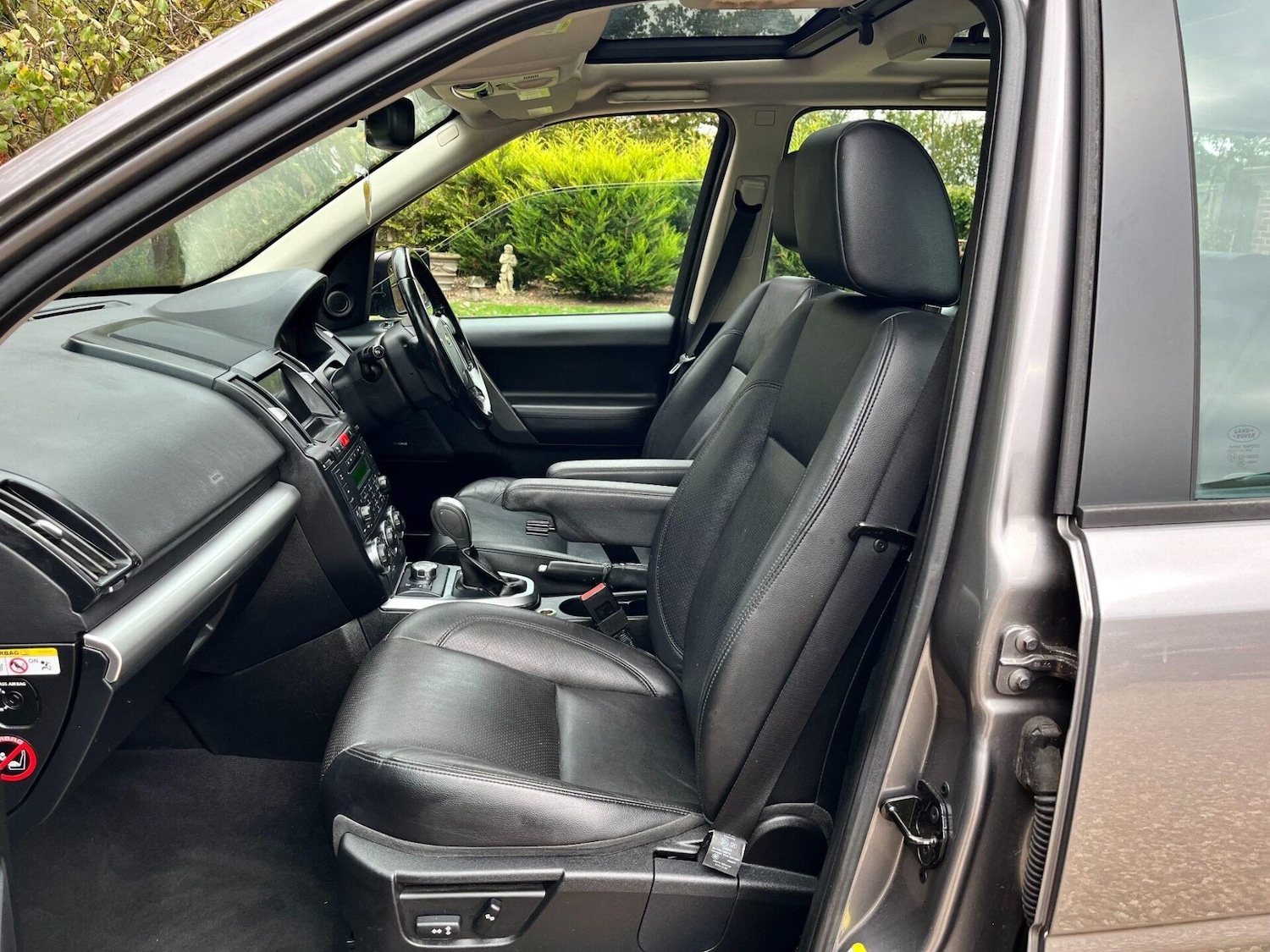 Used Land Rover Freelander 2 2010 for sale - 76776395: Photo 33