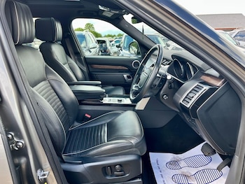 Used Land Rover Discovery 2017 for sale - 78592815: Photo