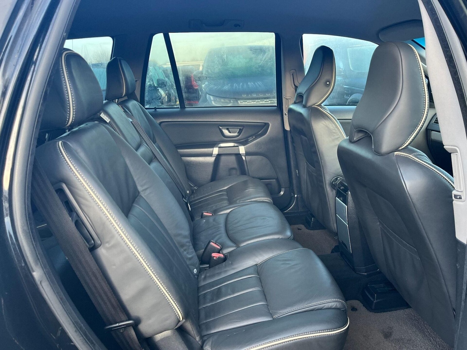 Used Volvo XC90 2011 for sale - 77431176: Photo 2